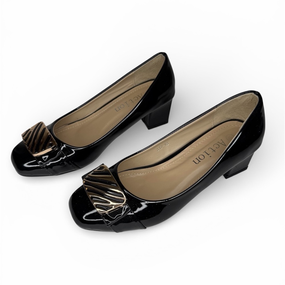 Women’s Gold & Black Buckle Black Patent Shoes Size 37 or 6.5